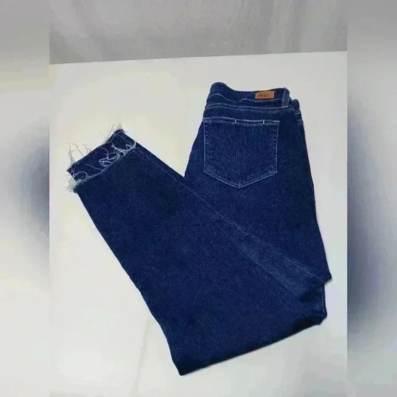 PAIGE  Klyie Crop Jeans. Ladies size 28 - Picture 8 of 10